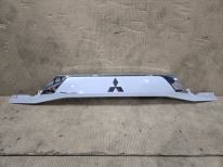 Накладка крышки багажника mitsubishi outlander 3 gf 2012-2022  