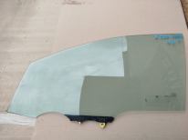 Стекло двери toyota corolla e210  2020- перед. лев.