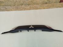 Накладка двери багажника mitsubishi outlander 3 gf 2015-2022 задн. 