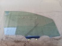 Стекло двери toyota corolla e210  2020- перед. прав.