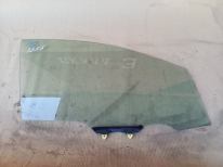Стекло двери toyota corolla e210  2020- перед. прав.